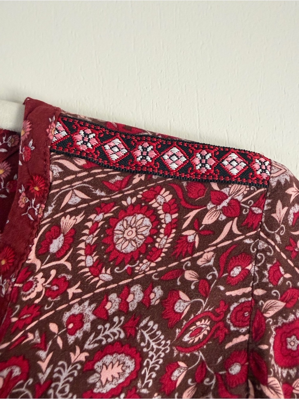 Red Printed Long-Sleeve Boho Peasant Blouse - Picture 4 of 6
